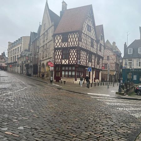 Charmant T2 Plein Centre Ville Et Proche Gare بورج المظهر الخارجي الصورة