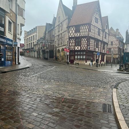 Charmant T2 Plein Centre Ville Et Proche Gare بورج المظهر الخارجي الصورة